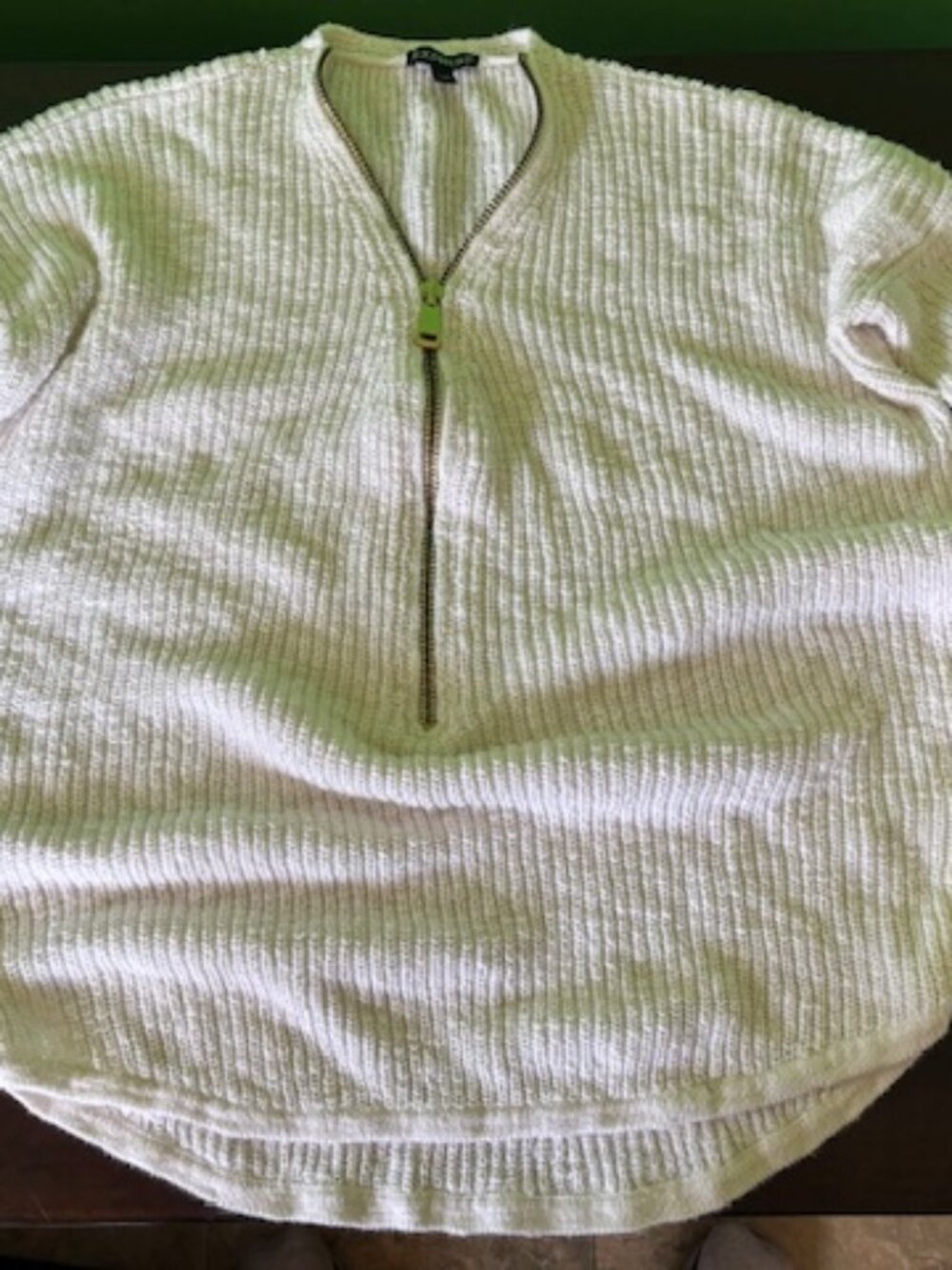 Express Womens sweater, white, extra small
